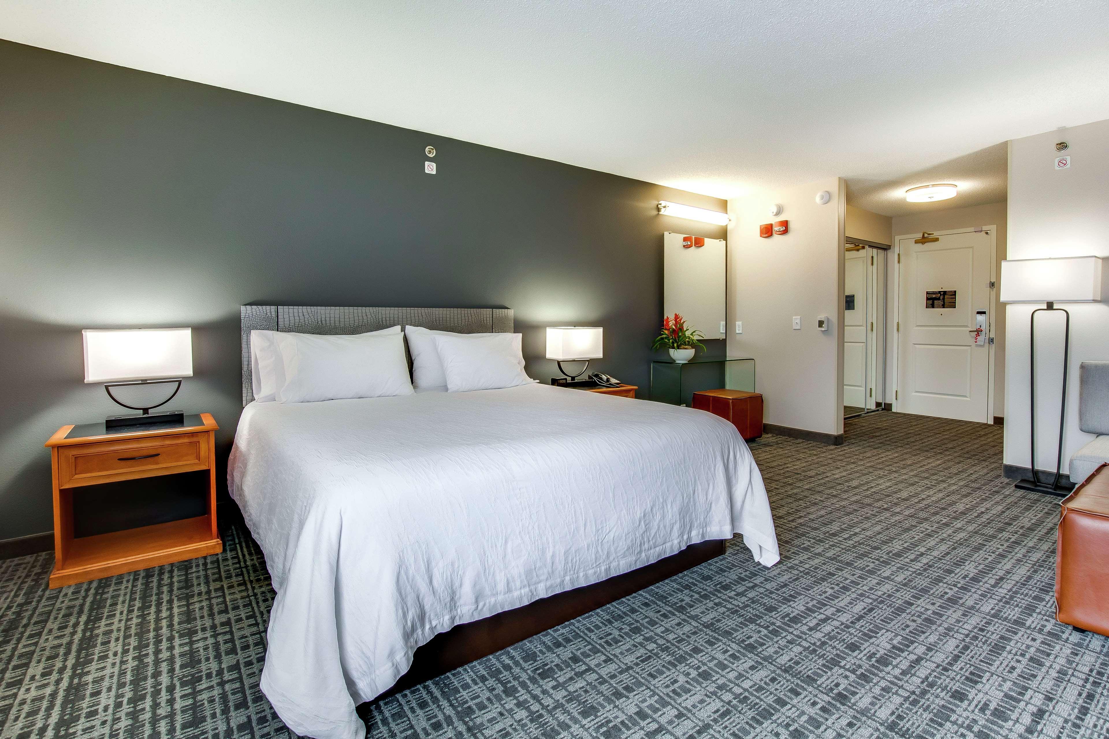 Hilton Garden Airport 3* Louisville