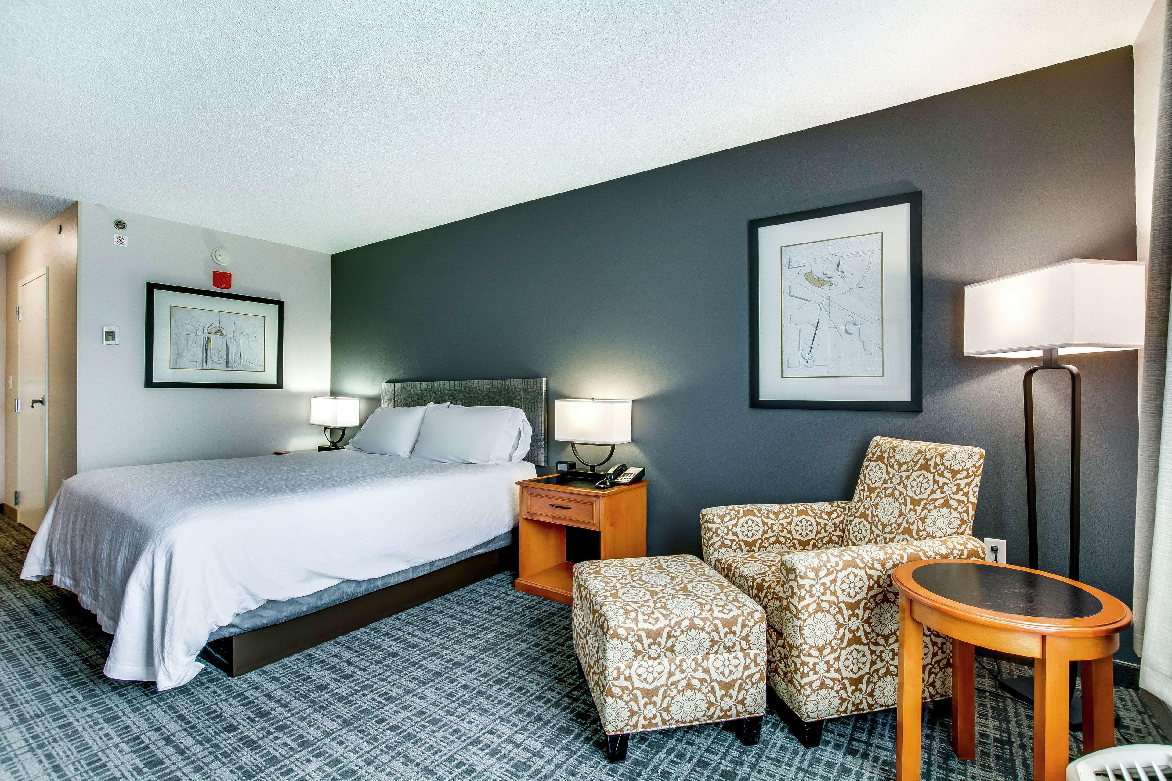 Hotel Hilton Garden Airport 3*