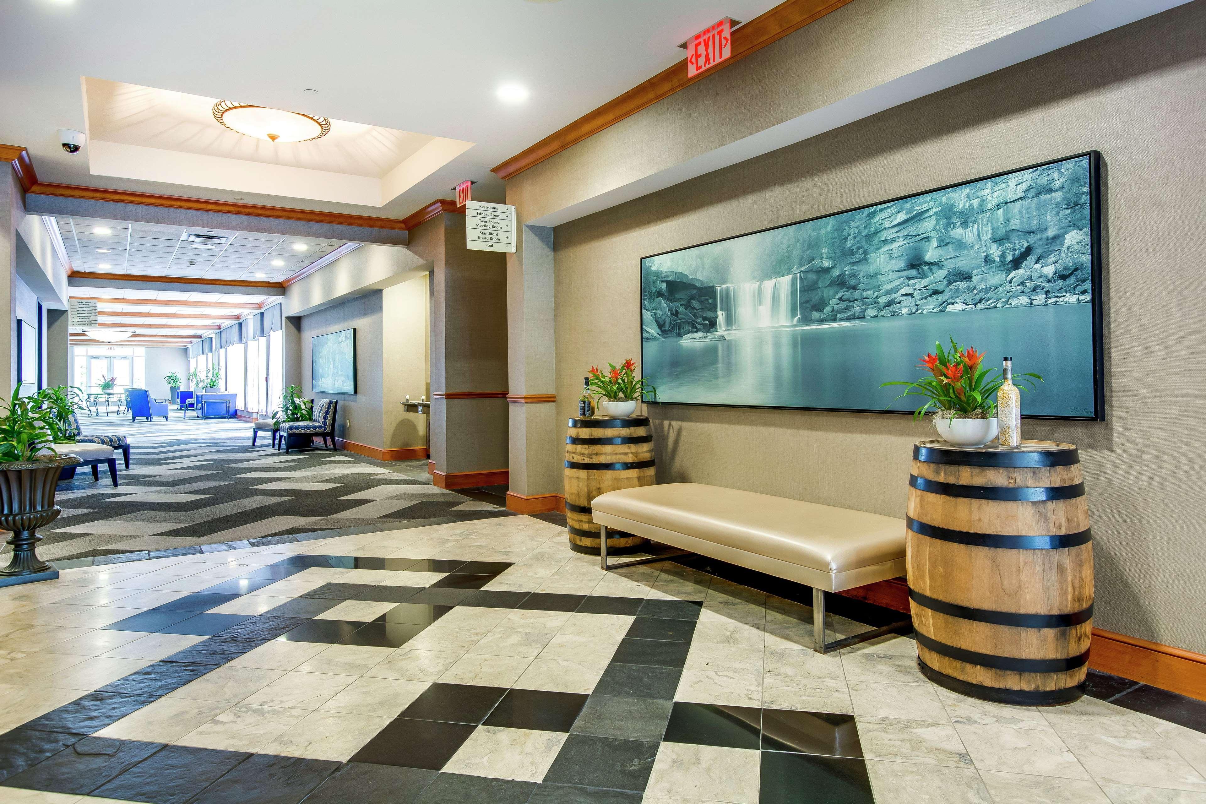 Hilton Garden Airport