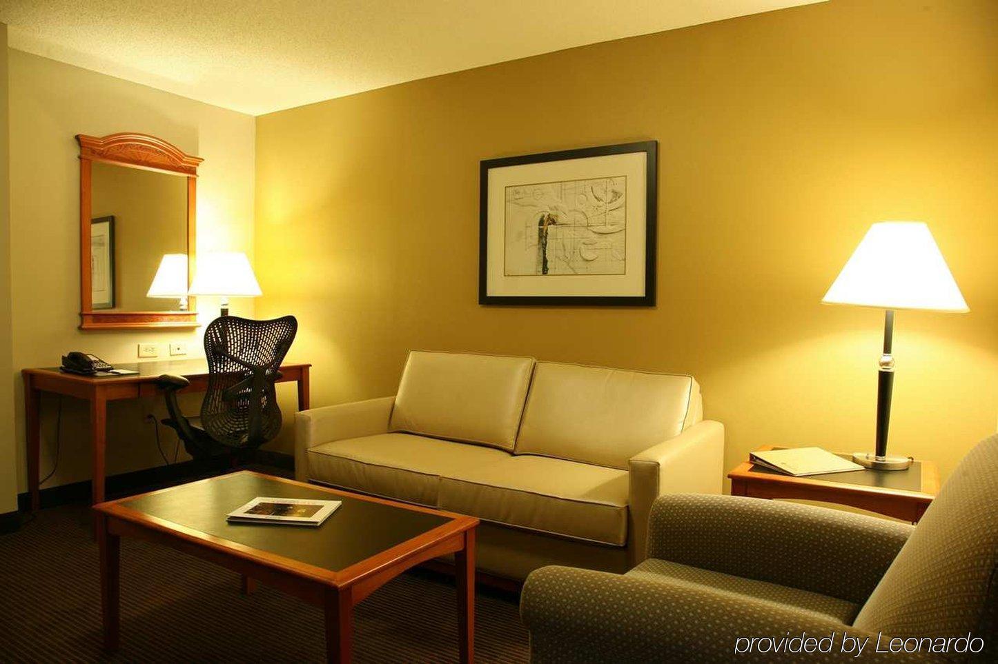 Hilton Garden Airport Hotel